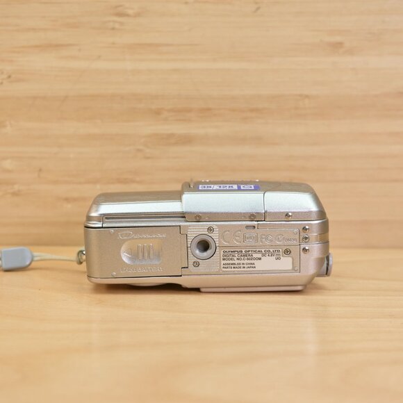 Olympus Camedia C-50 / 5MP Digital Camera / 3x Optical Zoom / Tested - Picture 7 of 9